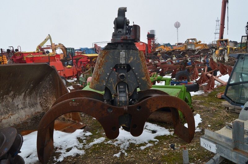 Cleste Liebherr pt. busteni