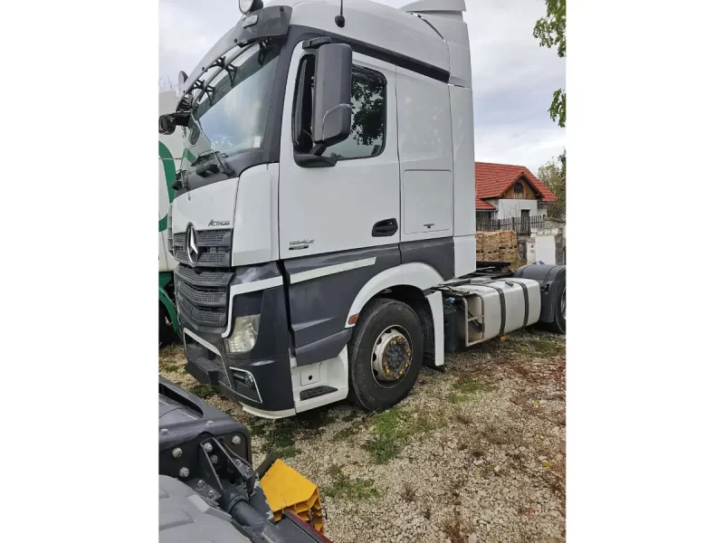 Mercedes Benz Actros 1842