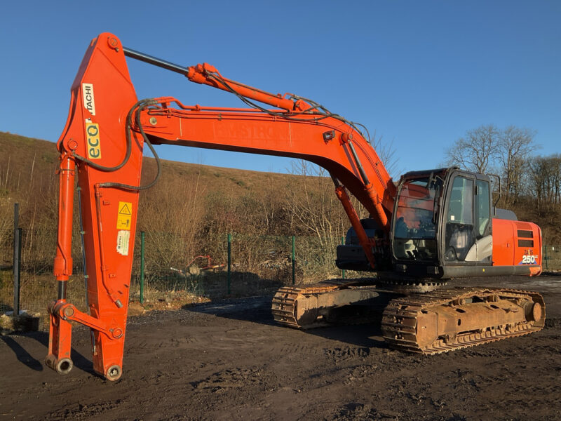 Hitachi ZX250LC-6
