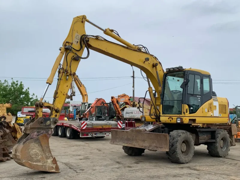 Komatsu PW140-7