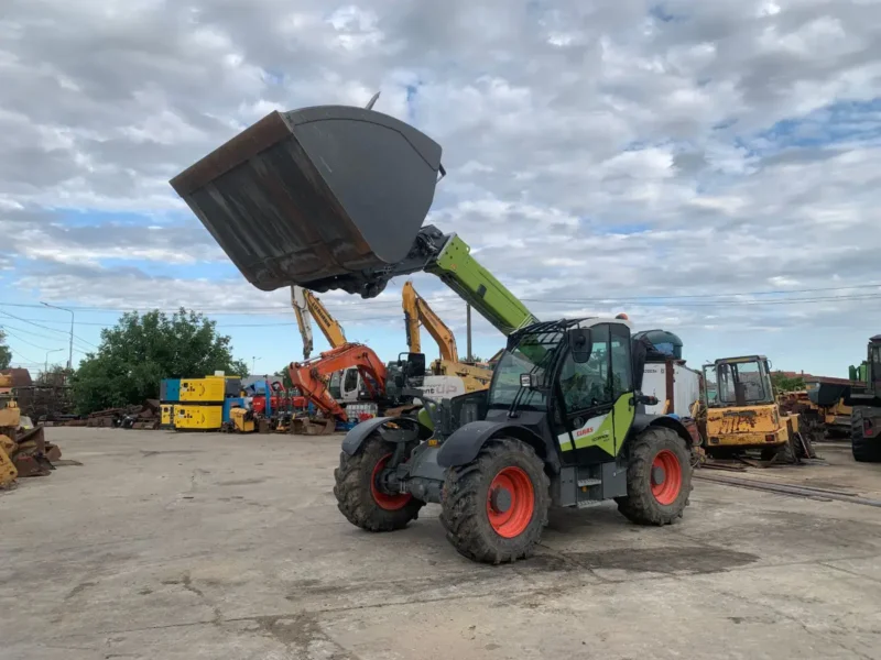 Claas Scorpion 732